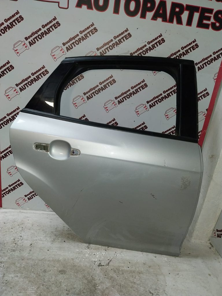 Puerta Trasera Derecha Ford Focus Kinetic (PTD-0172)