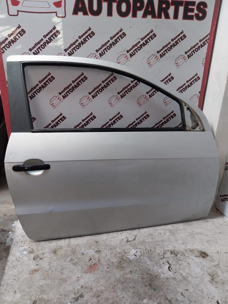 Puerta Delantera Derecha Volkswagen Gol Trend-Saveiro 3P (PDD-0171)
