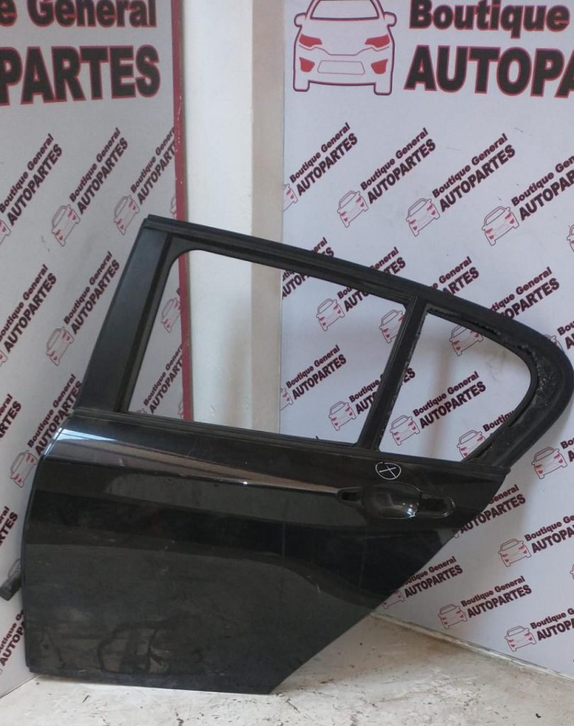 Puerta Trasera Izquierda Honda